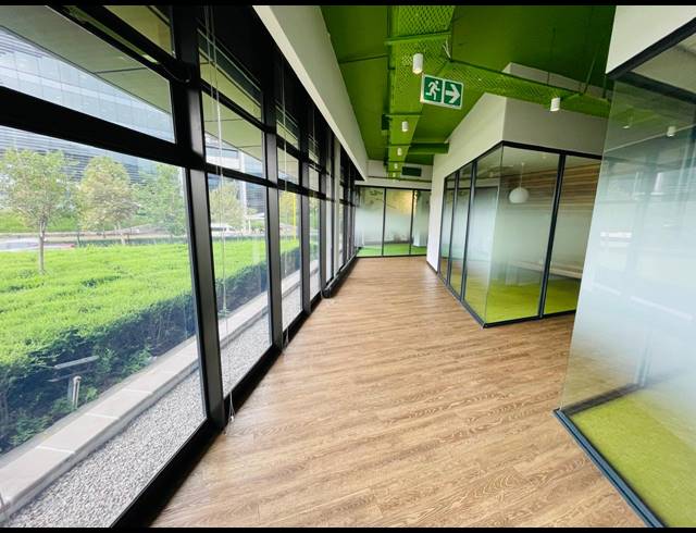 457M² OFFICE TO LET IN WATERFALL